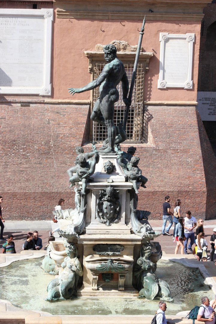 Fontana del Nettuno, Bologna, Italy
