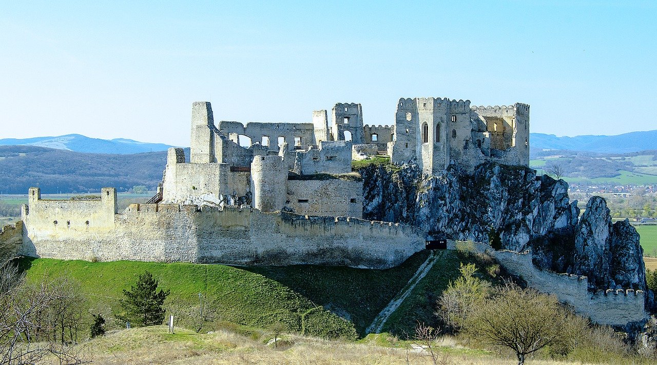 Beckov Castle, Best places to visit in Slovakia