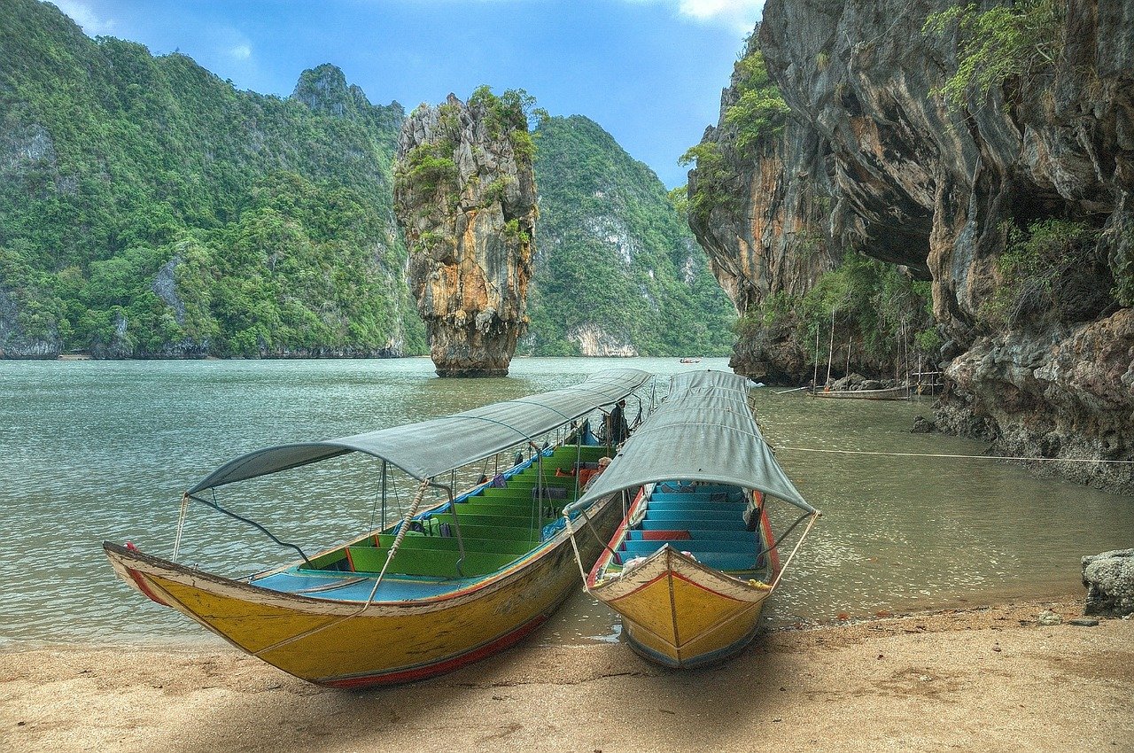 Boat Tour of Phang Nga Bay, Thailand