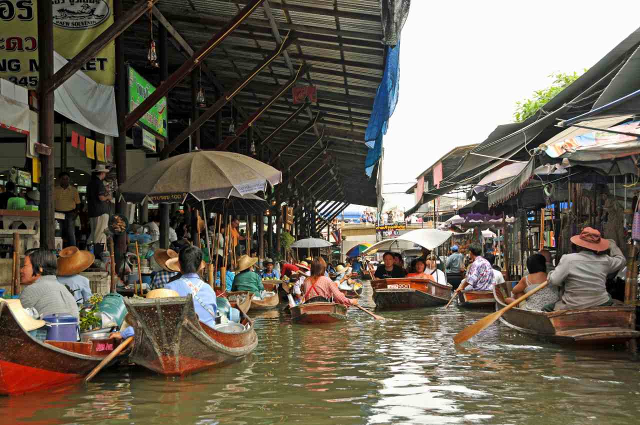 Damnoen Saduak Floating Market, Bangkok, Thailand 4