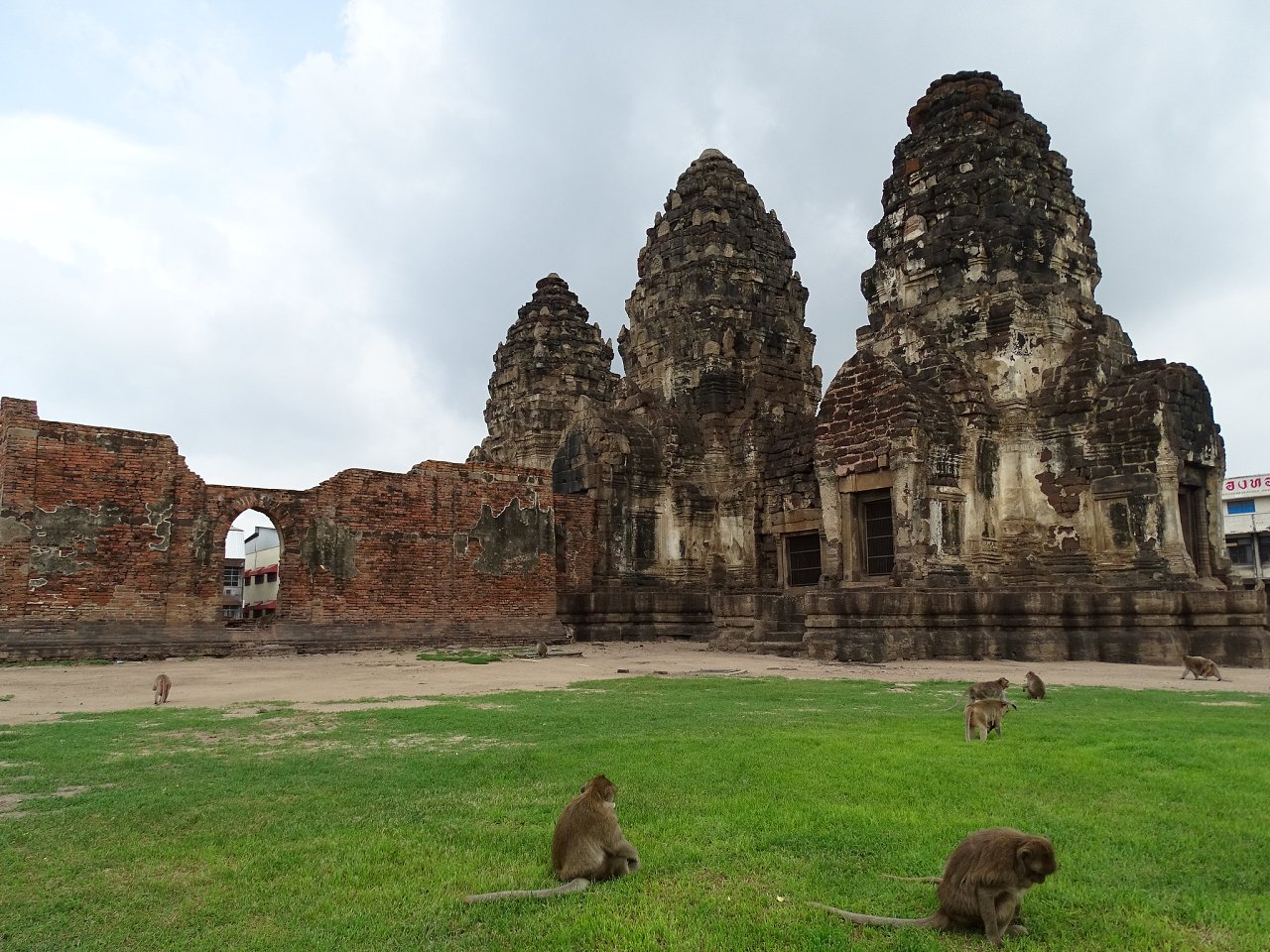 Monkey Temples, Thailand 4