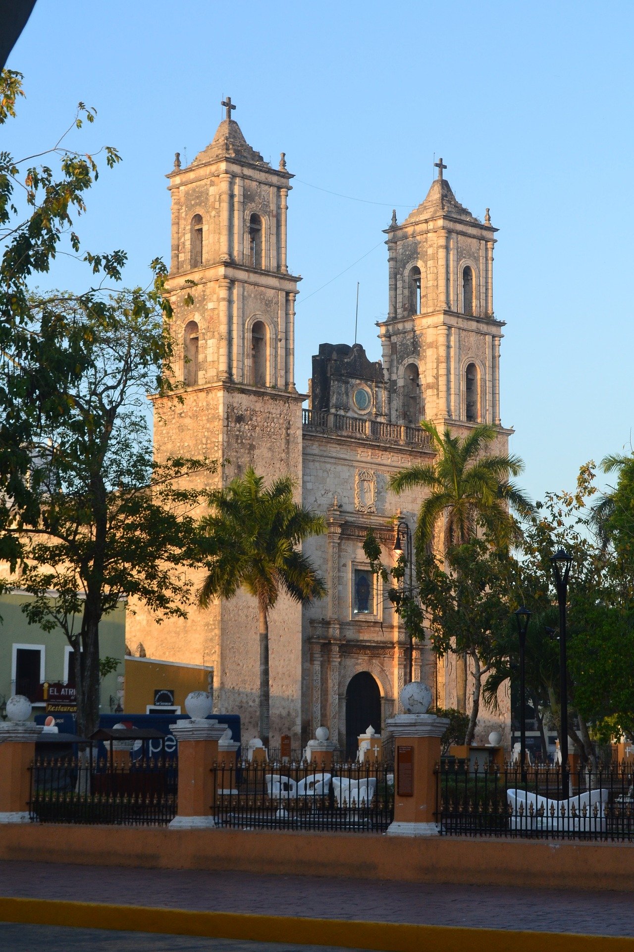 Cathedral Valladolid, Visit Mexico