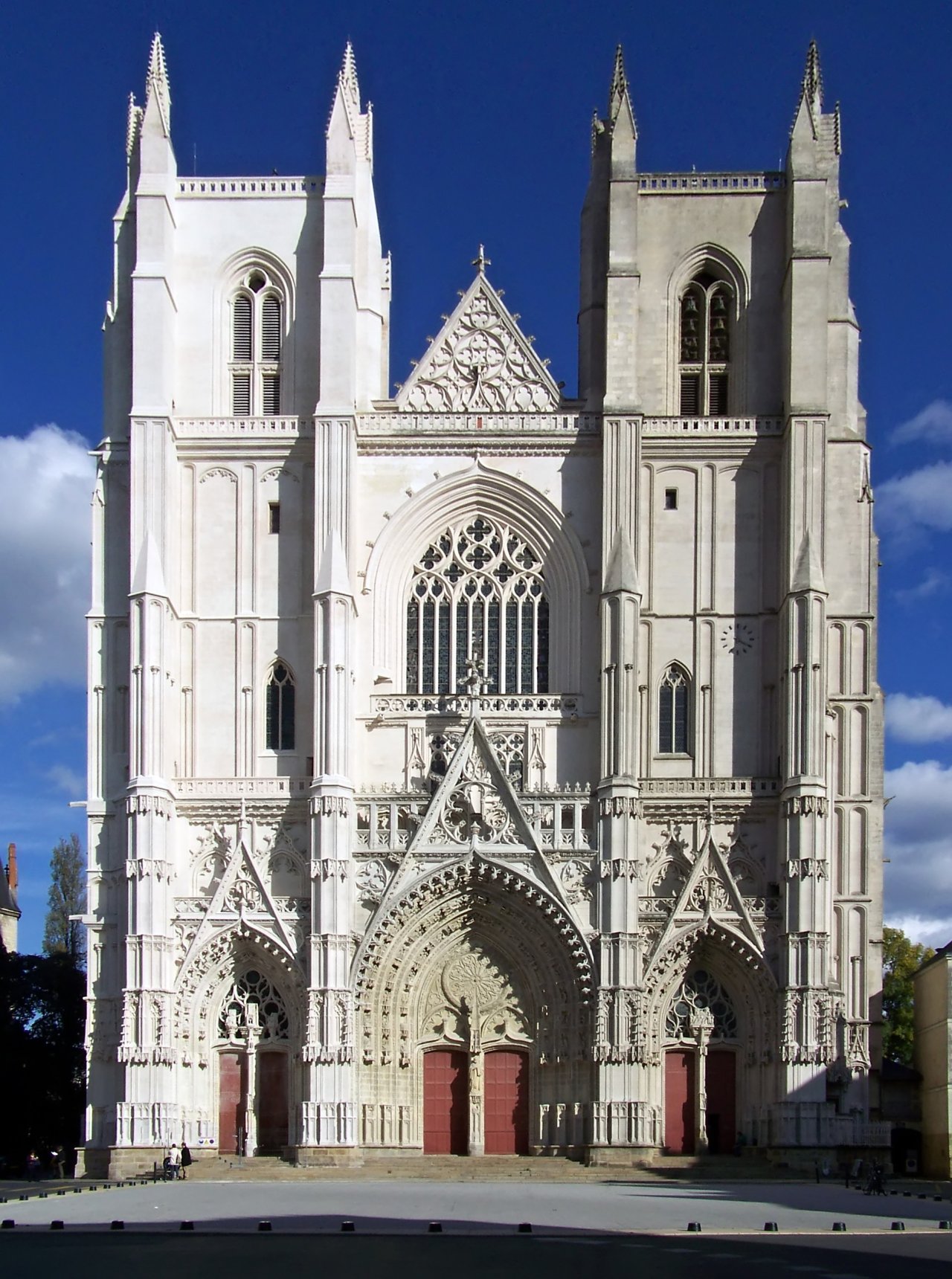 Nantes Cathedral, Cities in France