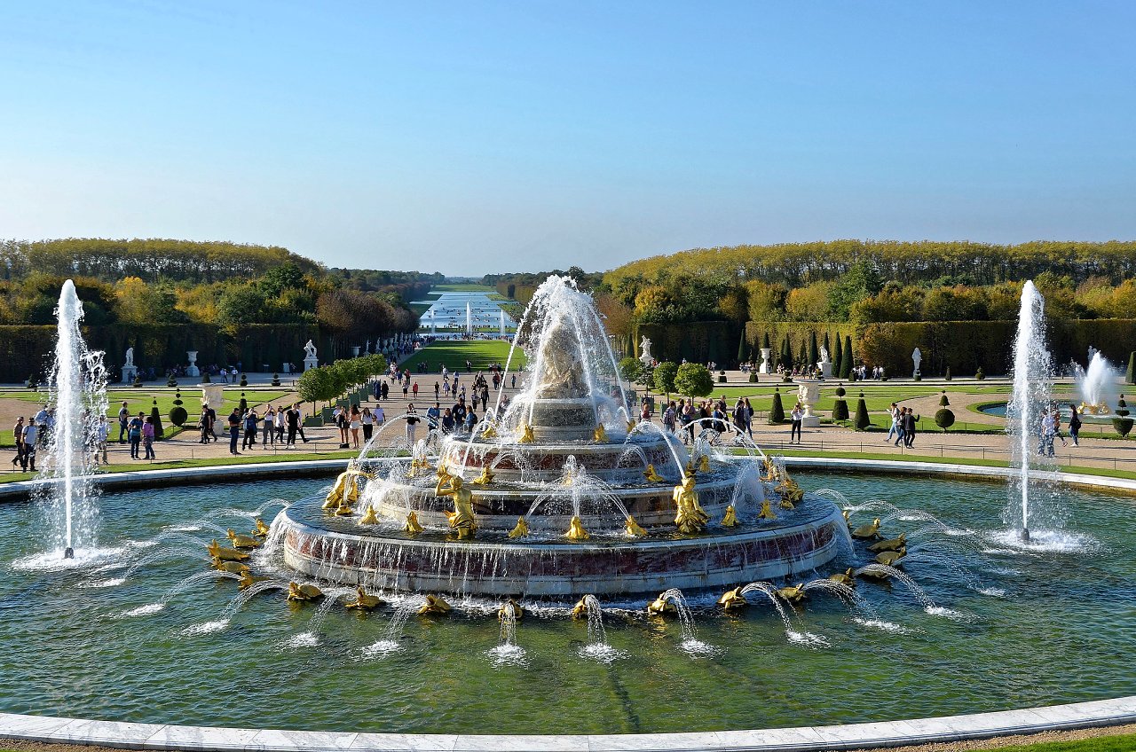 Chateau de Versailles, Paris, France 4