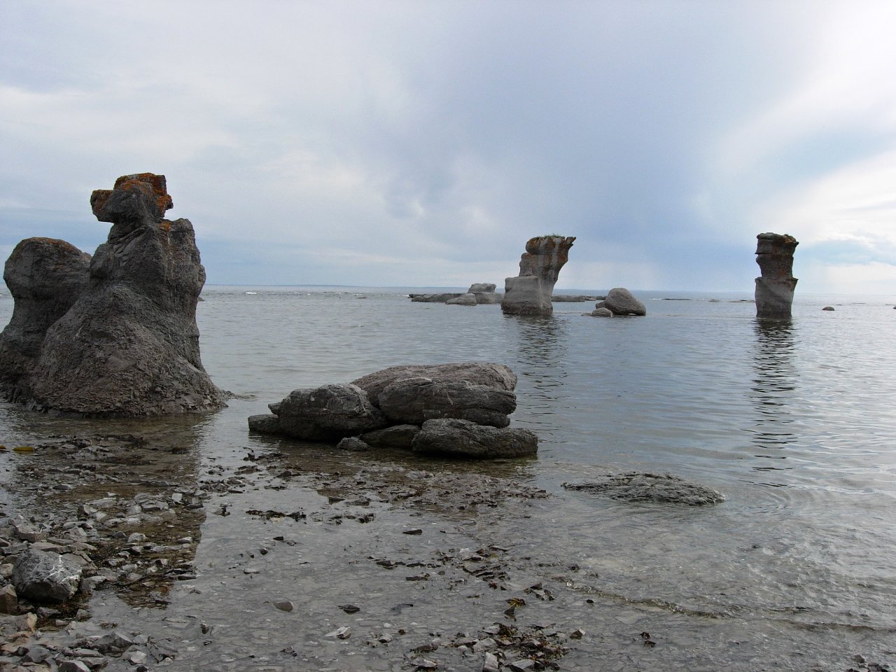 Mingan Monoliths, Canada 3
