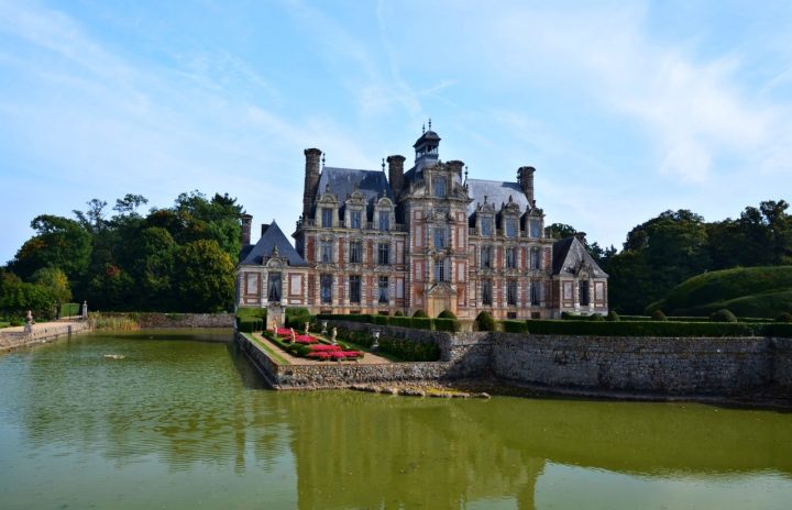 Beaumesnil, Castles in France 