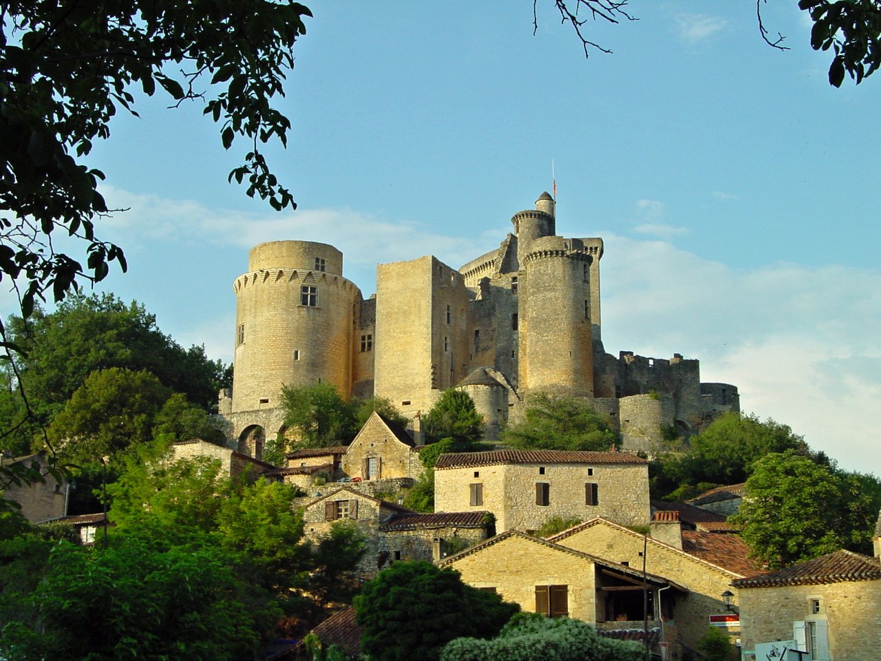 Bonaguil, Castles in France