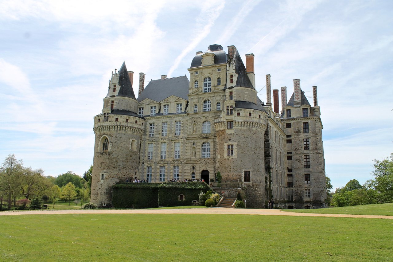 Brissac, Castles in France