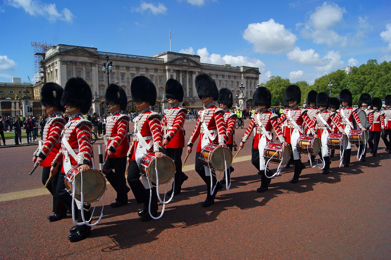 Buckingham Palace and Changing the Guards, London, UK 2