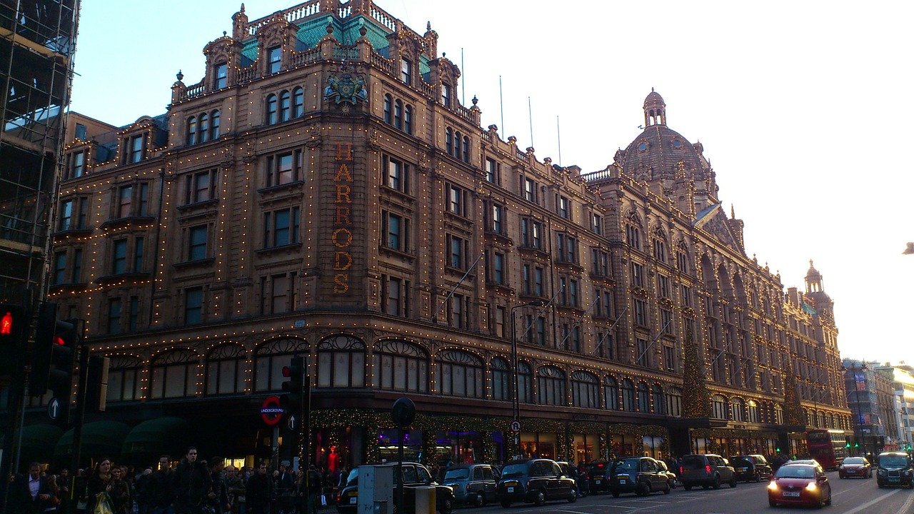 Harrods, Places to visit in London