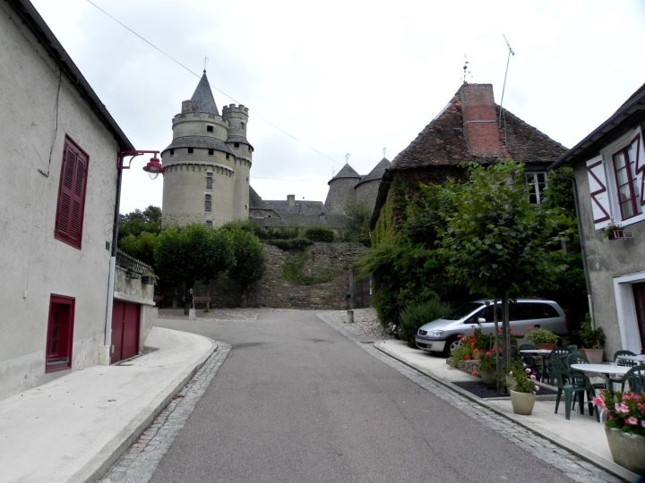 Bonneval, Castles in France