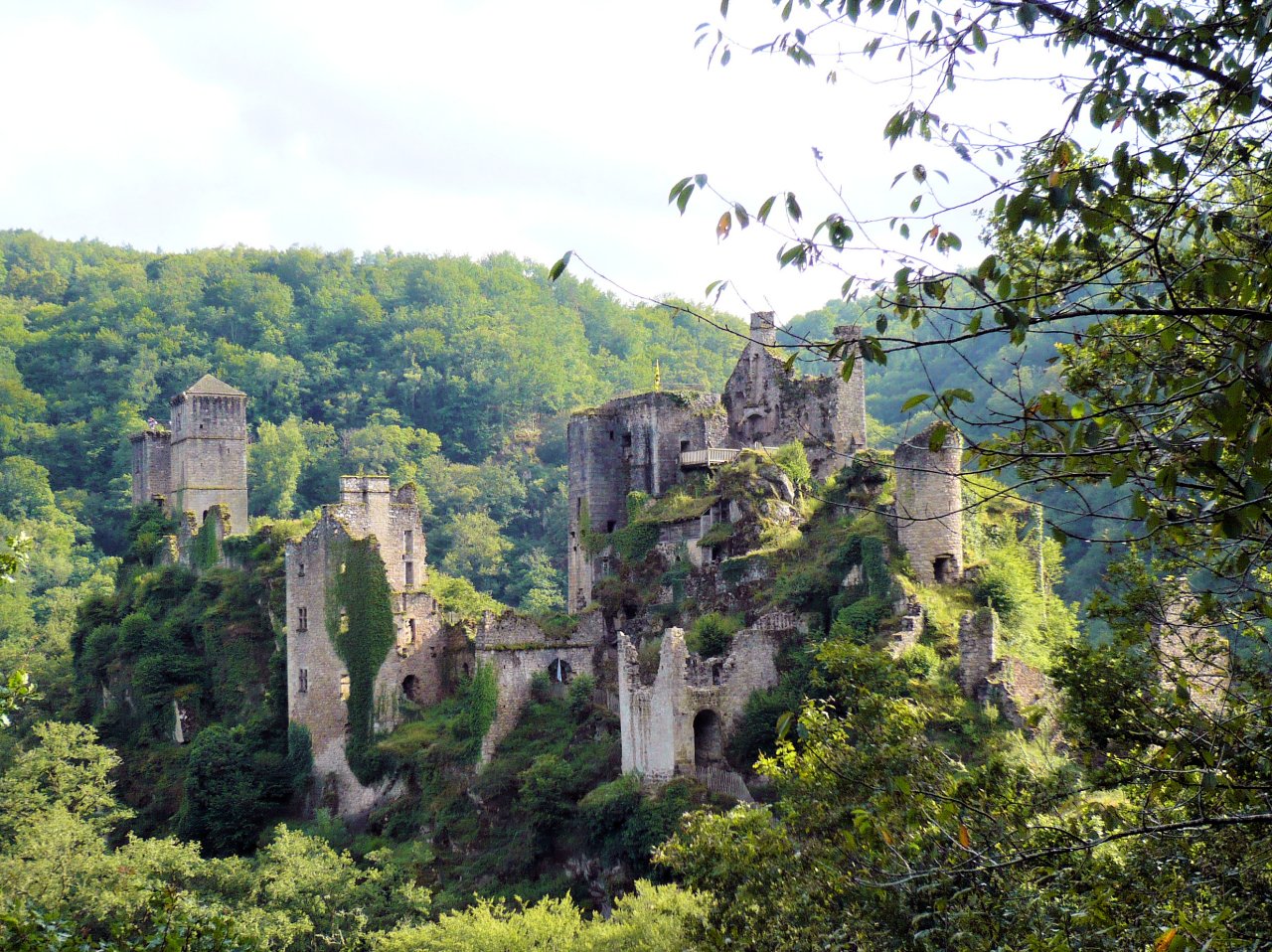 Towers of Merle, Castles in France