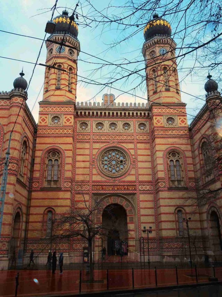 Great Synagogue, Places to Visit in Budapest 