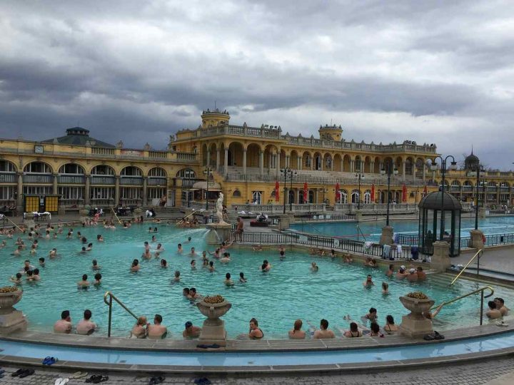 Szechenyi Baths, Places to Visit in Budapest