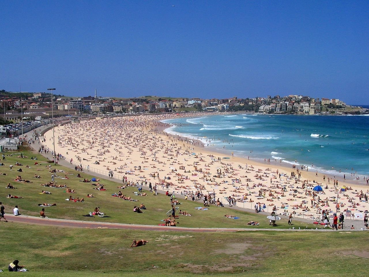Bondi Beach, Best Beaches in Australia - GoVisity.com