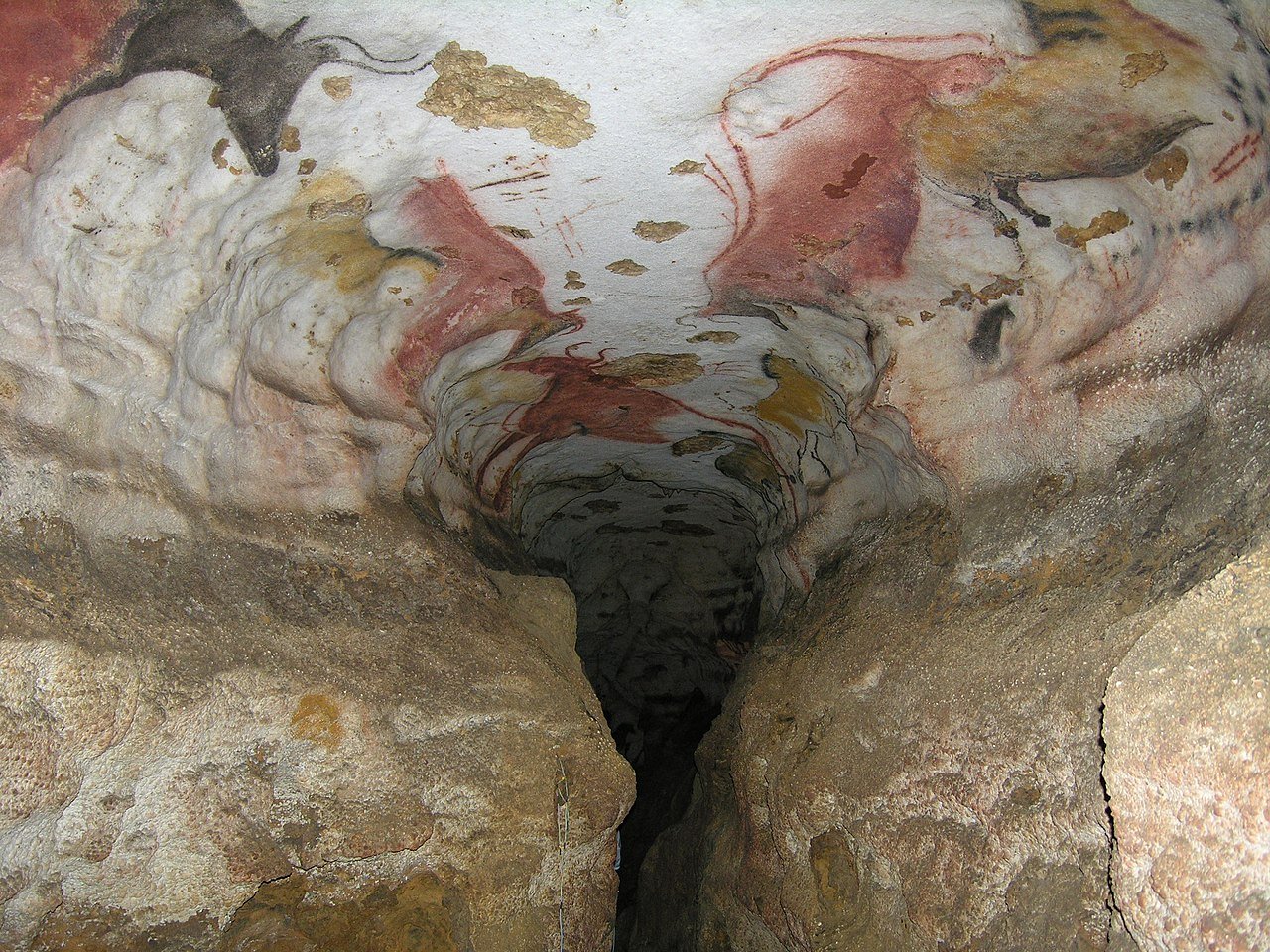 Decorated Grottoes of the Vézère Valley, Unesco France 2