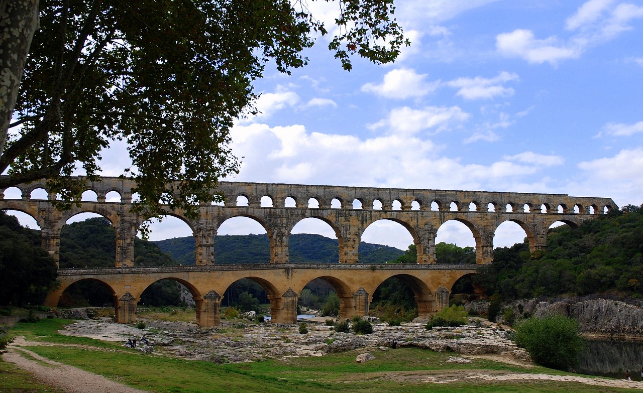 Pont du Gard Roman Aqueduct, Unesco France 4