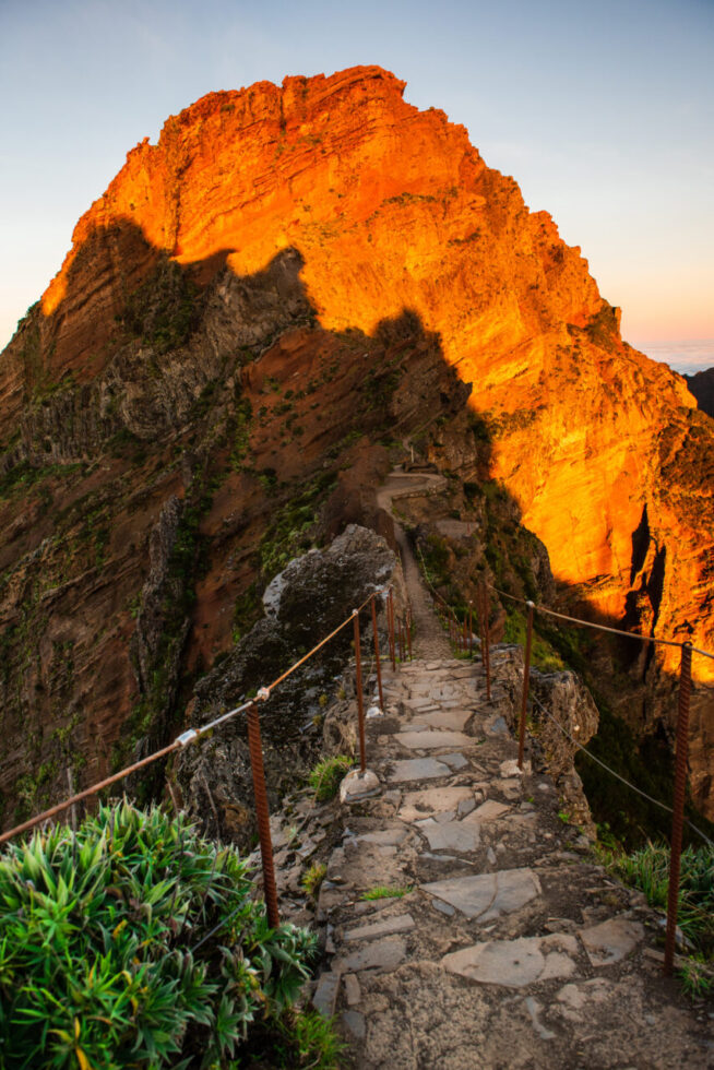 Hiking trail from Pico do Areeiro to Pico do Ruivo at sunrise